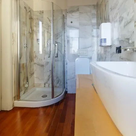 Center Premium Apartment Bucharest