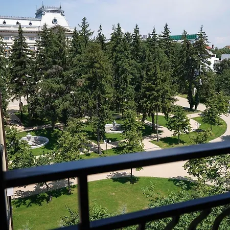 Center Premium * Бухарест
