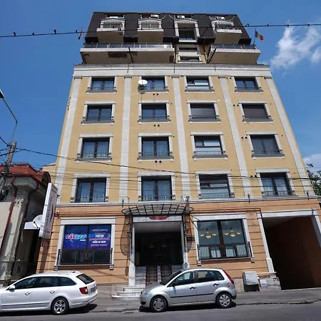 Апартаменты Center Premium *